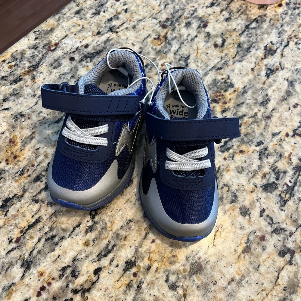 Stride rite toddler sneakers